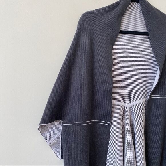 Lululemon Exaltation Wrap Black/White Stargaze Cardigan - Picture 5 of 12